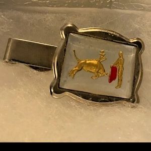 Vintage Tie Clip ~ PARKWAY ~ Bull Fighter and Sword-Impaled Bull